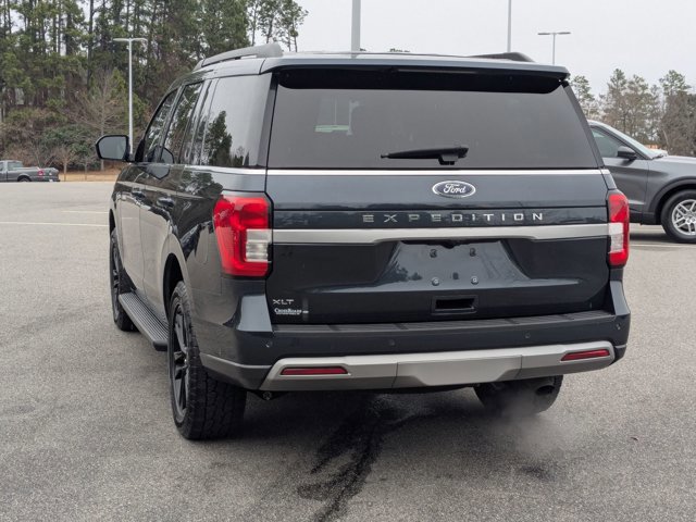 Certified 2024 Ford Expedition XLT image 3