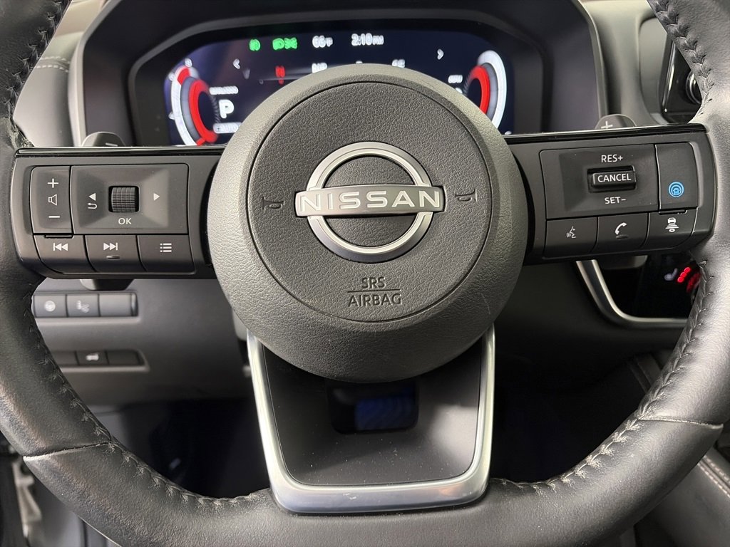 Used 2022 Nissan Rogue Platinum w/ Head-Up Display Package image 16