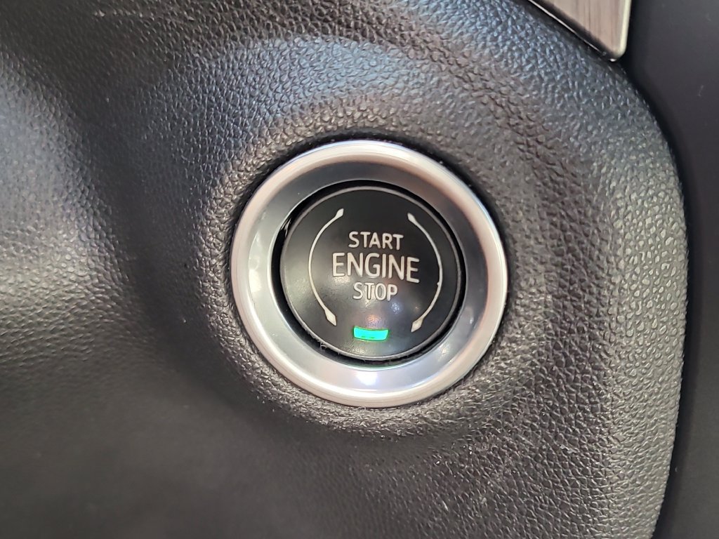 Used 2020 GMC Sierra 1500 Denali w/ Driver Alert Package II AWD/4WD image 26