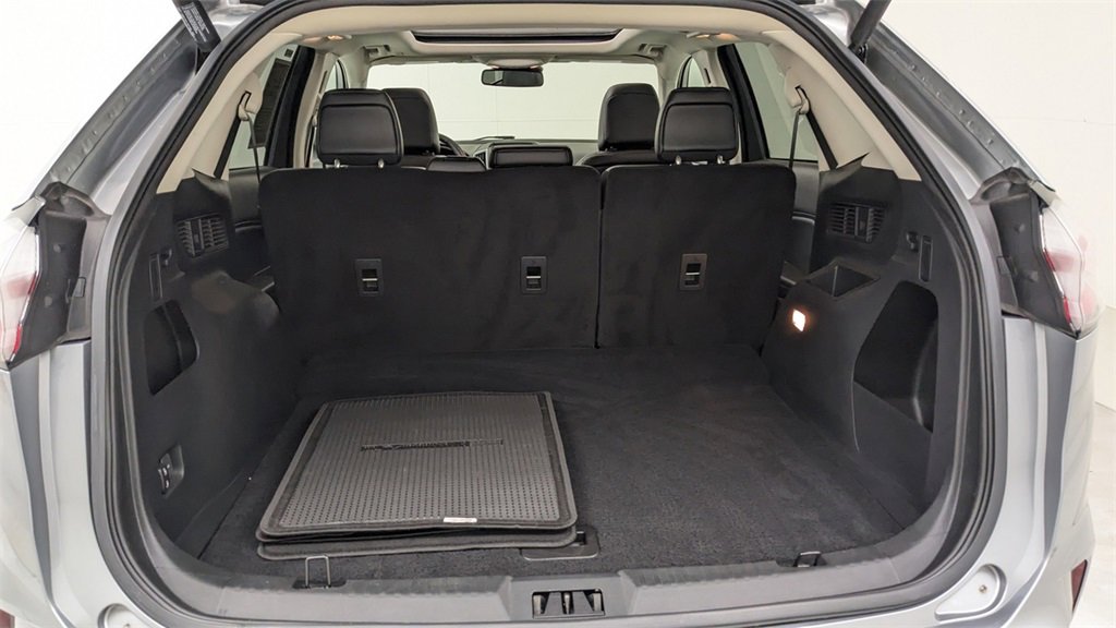 Certified 2022 Ford Edge SEL w/ Convenience Package image 8