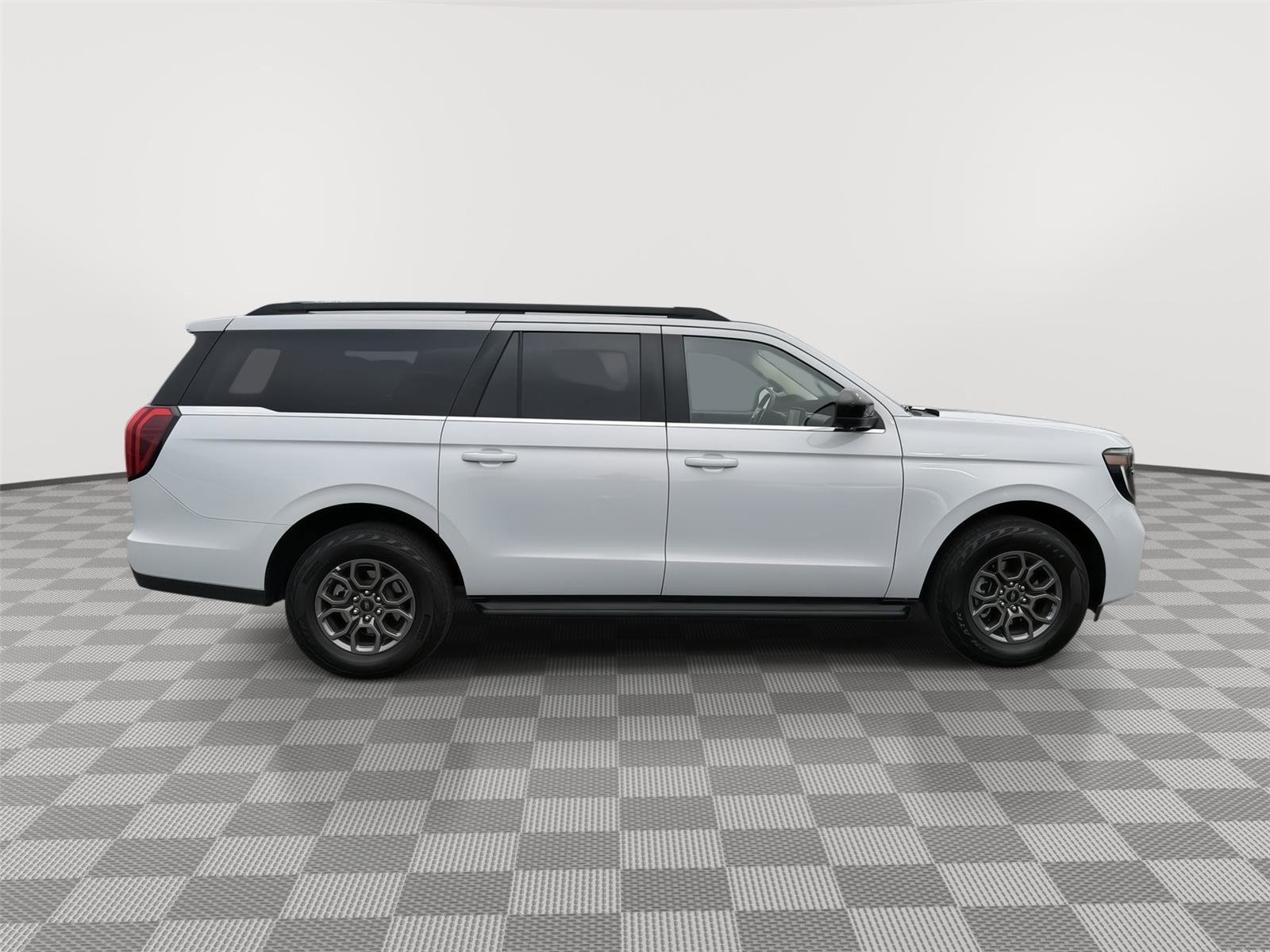 Certified 2025 Ford Expedition Max Active AWD/4WD image 6