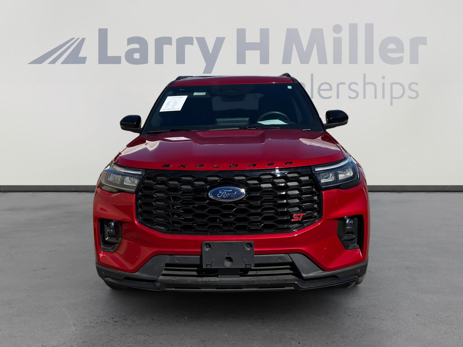 Certified 2025 Ford Explorer ST image 8