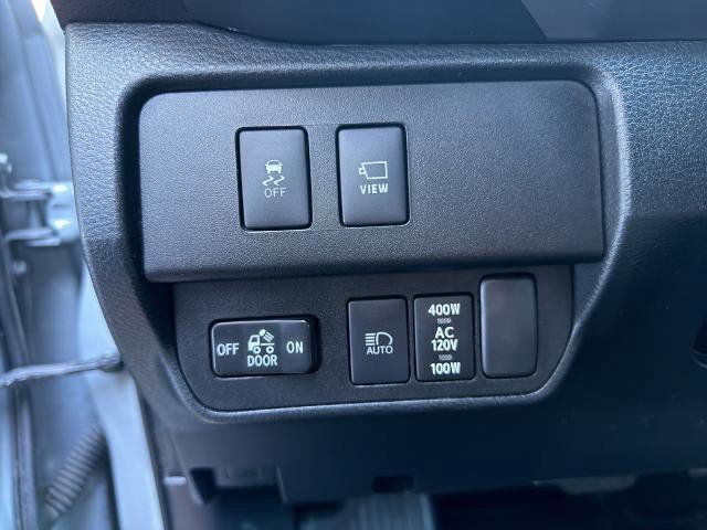 Used 2020 Toyota Tacoma Limited image 22