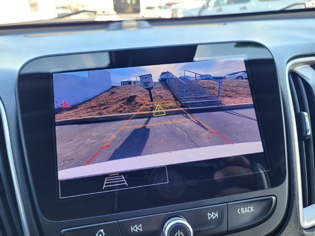 Used 2025 Chevrolet Malibu LT FWD image 16