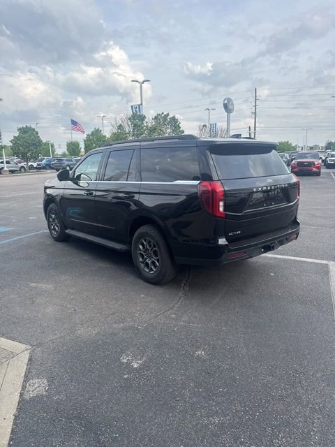 Certified 2025 Ford Expedition Active AWD/4WD image 6