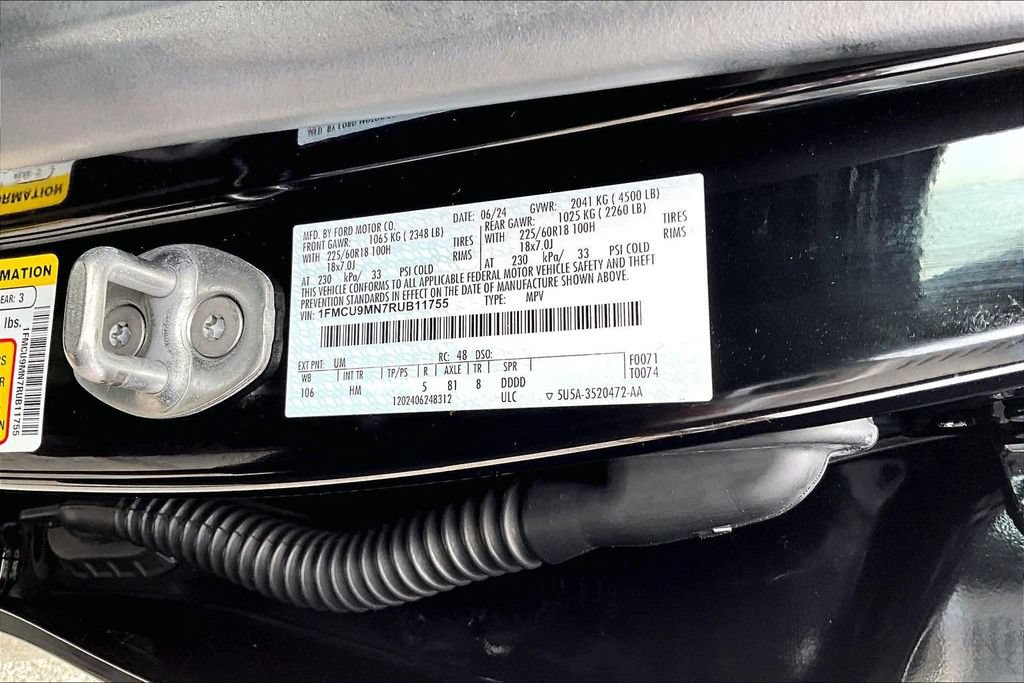 Certified 2024 Ford Escape ST-Line w/ Tech Pack #1 AWD/4WD image 32