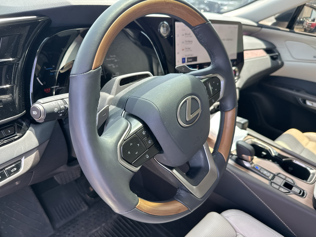 Used 2026 Lexus RX 350 AWD w/ Convenience Package image 14