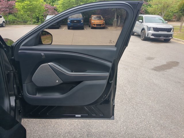 Certified 2023 Ford Mustang Mach-E Premium AWD/4WD image 35