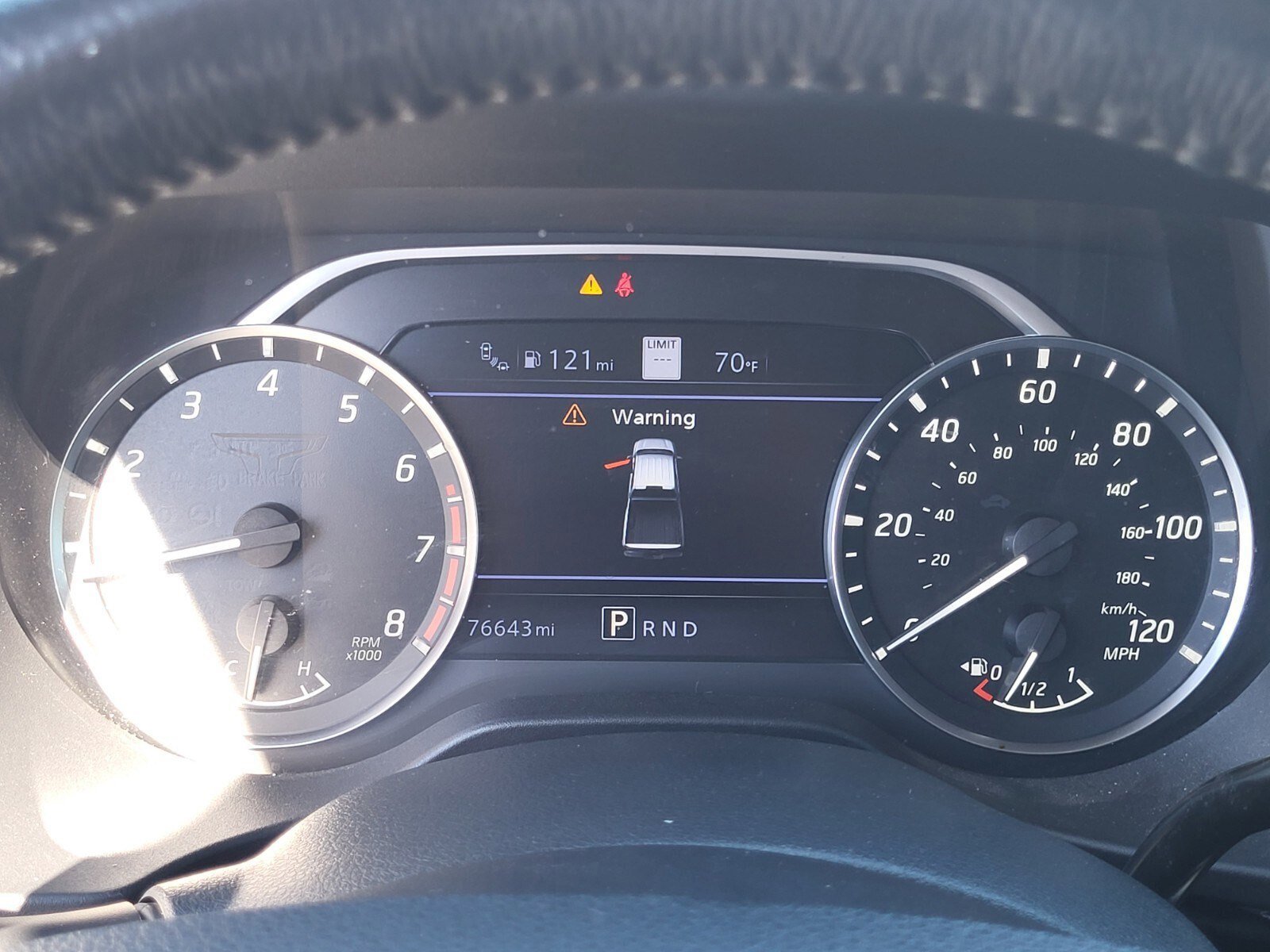 Used 2021 Nissan Titan SV w/ SV Convenience Package image 29