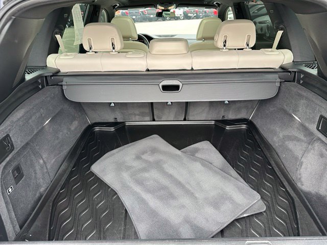 Used 2022 BMW X5 M50i AWD/4WD image 31