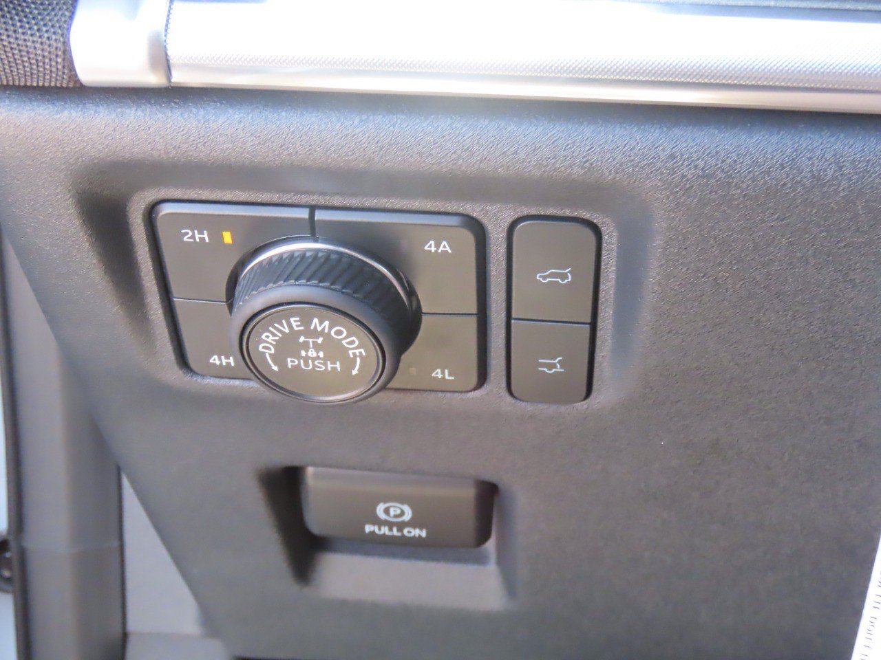 Certified 2026 Ford Expedition Tremor AWD/4WD image 26