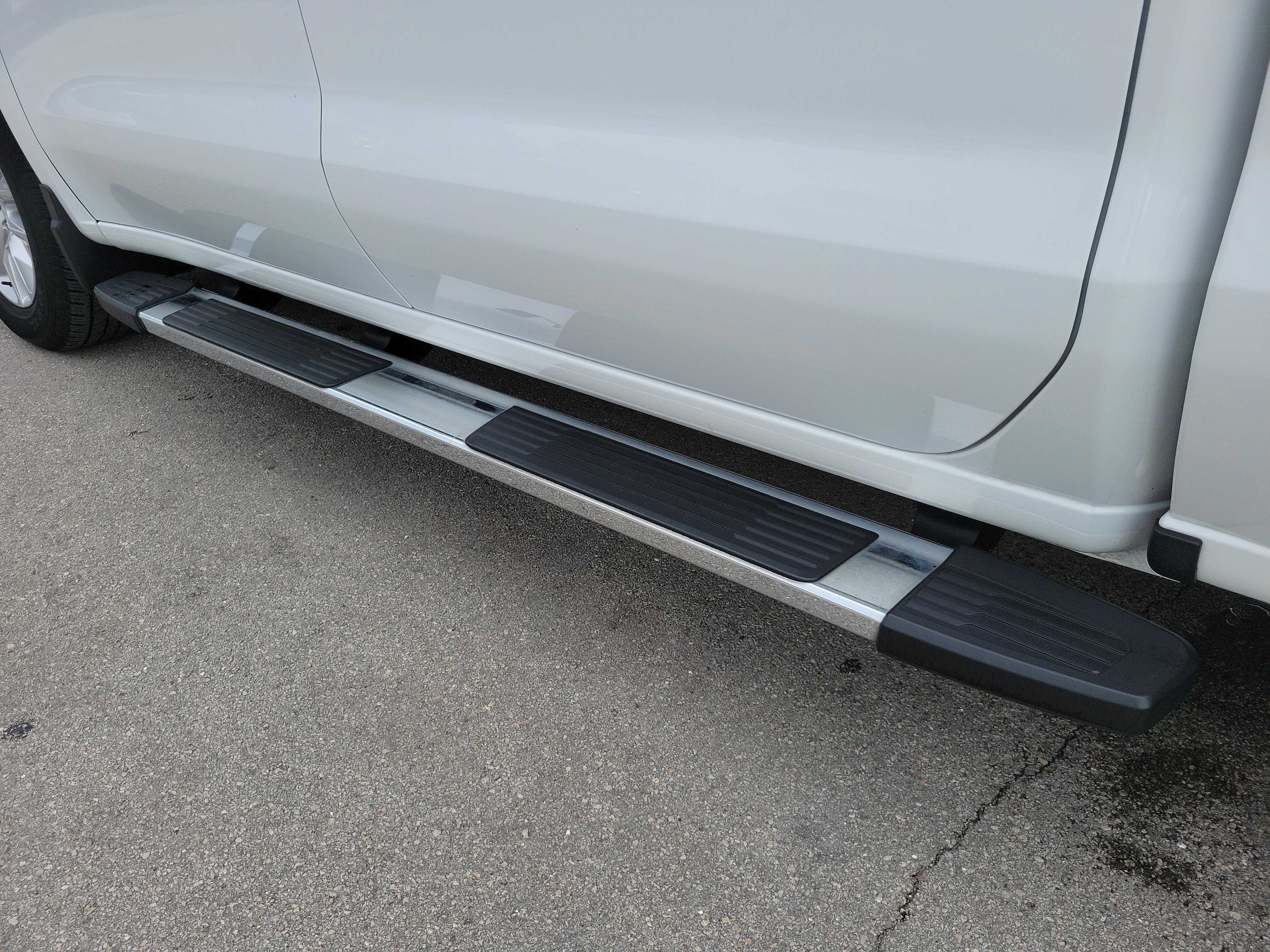 Used 2022 Chevrolet Silverado 1500 Custom RWD image 28