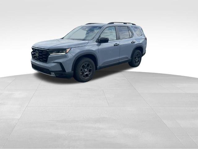 Used 2023 Honda Pilot TrailSport image 30