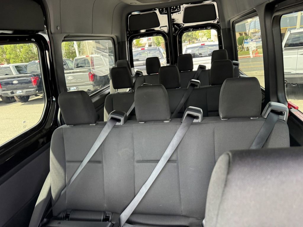 Used 2024 Mercedes-Benz Sprinter 2500 image 15