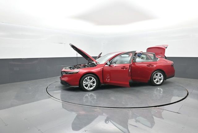 Used 2023 Honda Accord LX image 35