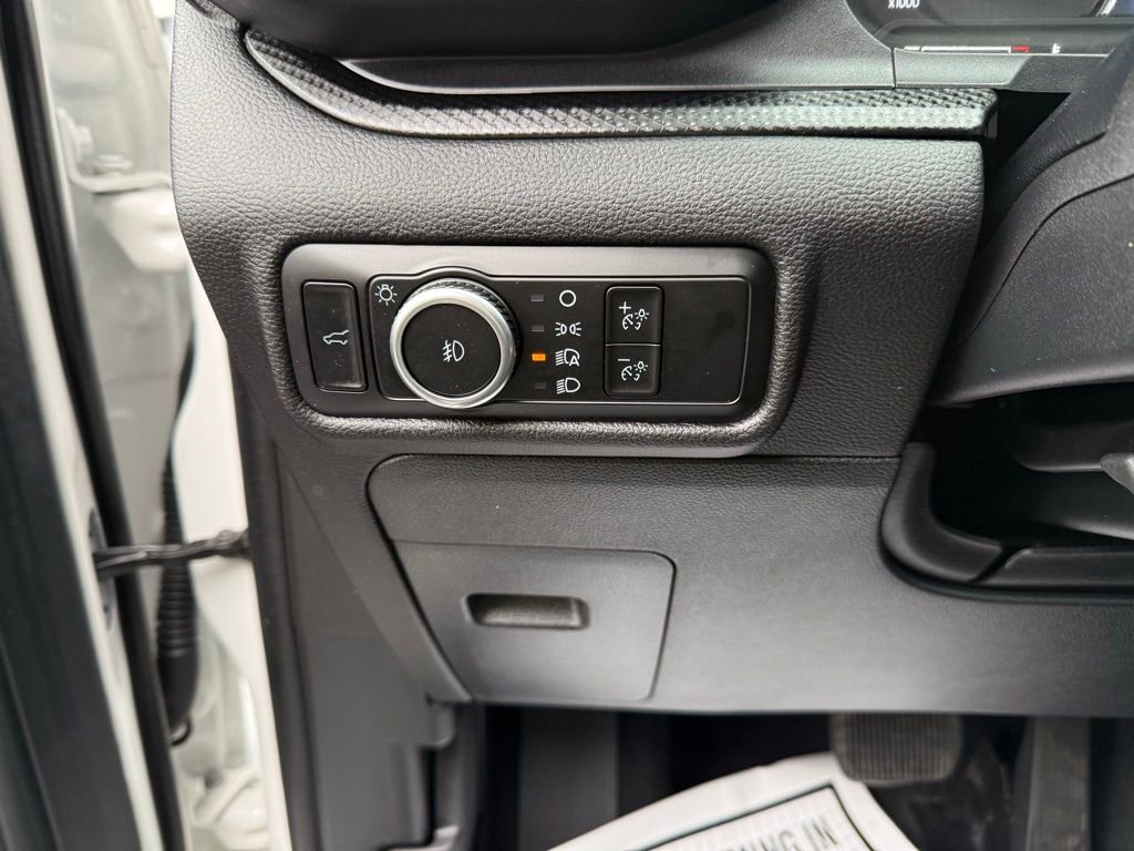 Certified 2023 Ford Explorer ST-Line w/ Class IV Trailer Tow Package image 15