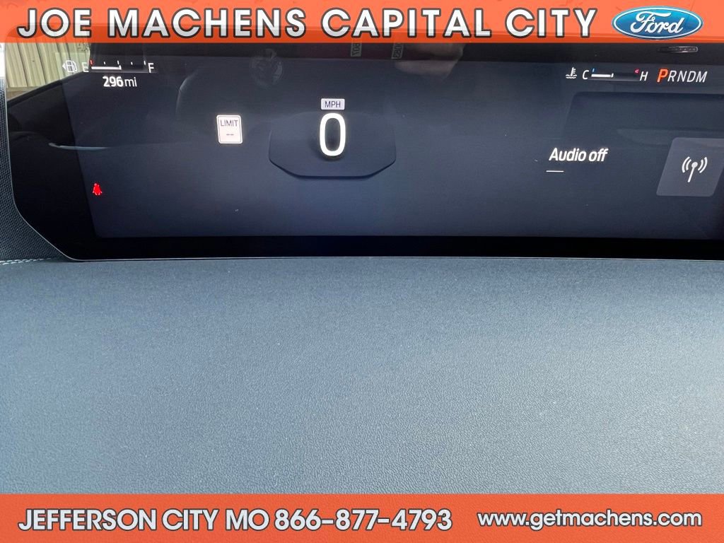 Certified 2025 Ford Expedition Max Platinum image 20