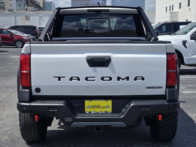 Used 2025 Toyota Tacoma Trailhunter image 6