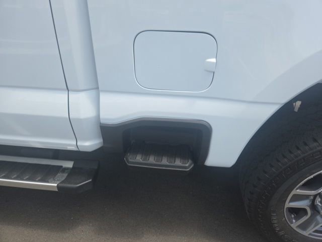 Certified 2026 Ford F250 Lariat AWD/4WD image 23