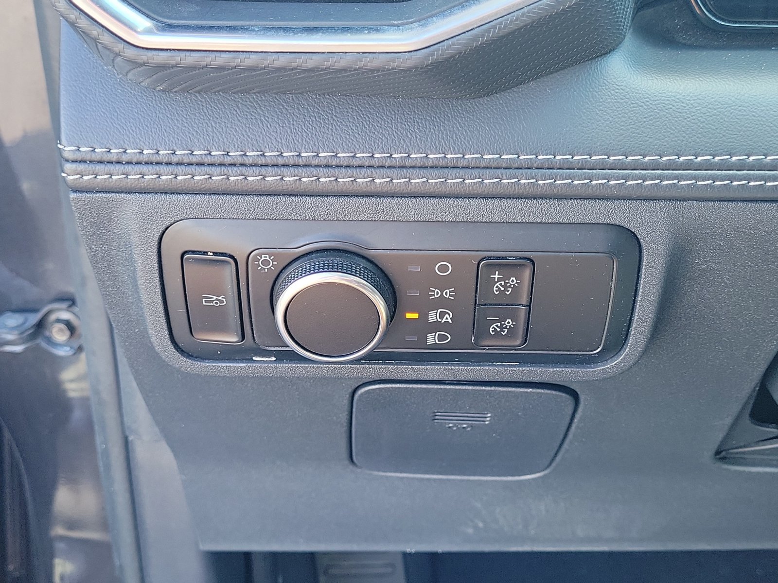 Certified 2024 Ford Mustang Premium RWD image 24