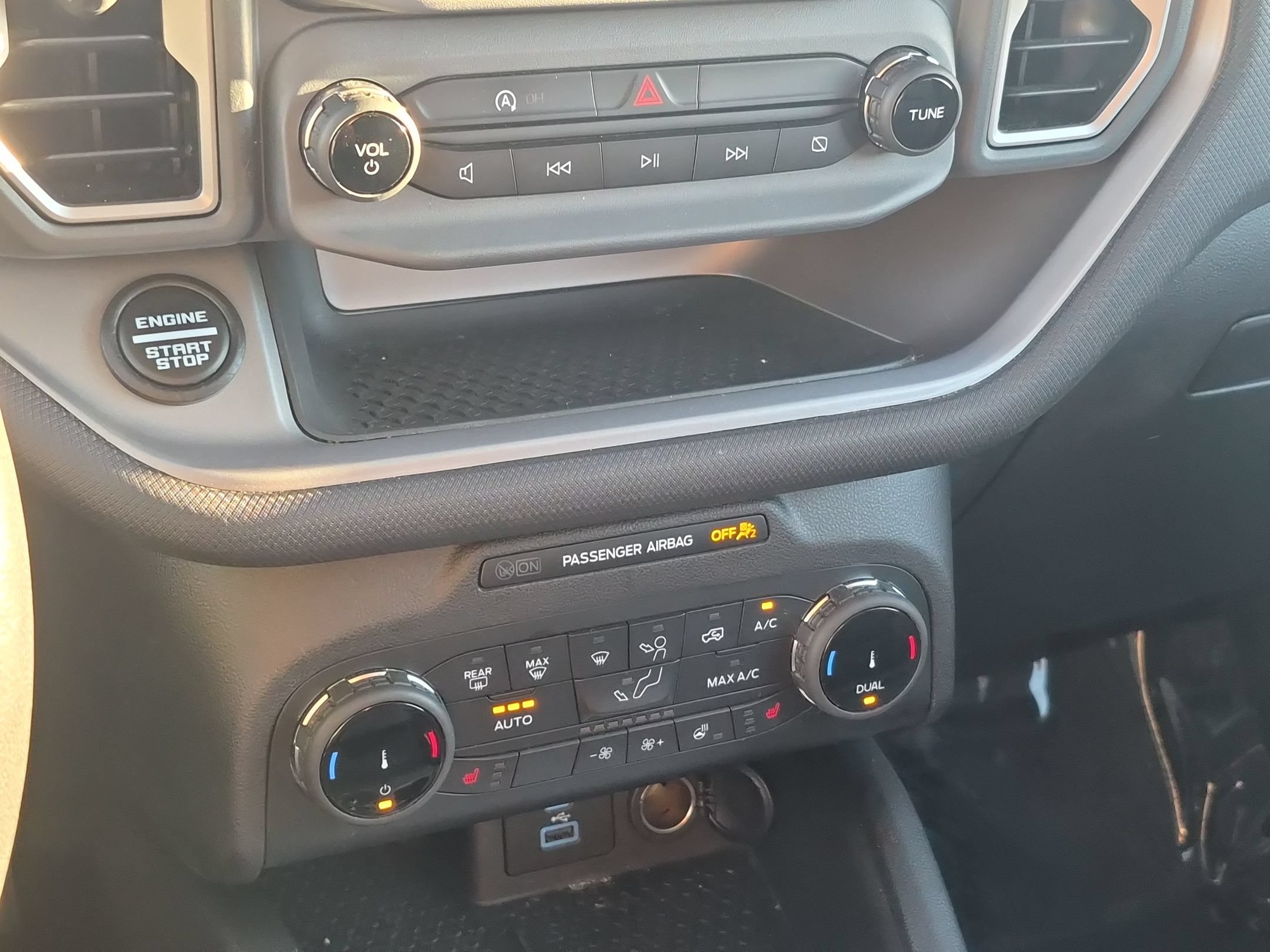 Certified 2022 Ford Bronco Sport Outer Banks AWD/4WD image 25