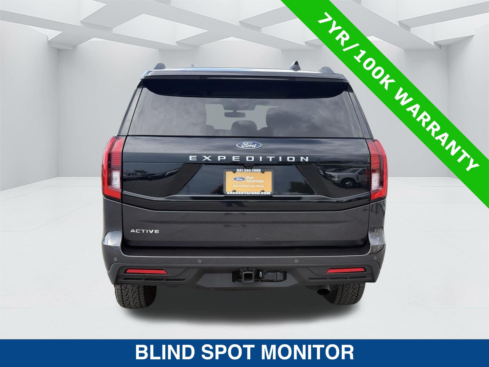 Certified 2025 Ford Expedition Active RWD image 6