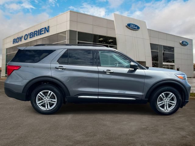 Certified 2024 Ford Explorer XLT w/ Equipment Group 202A AWD/4WD image 6