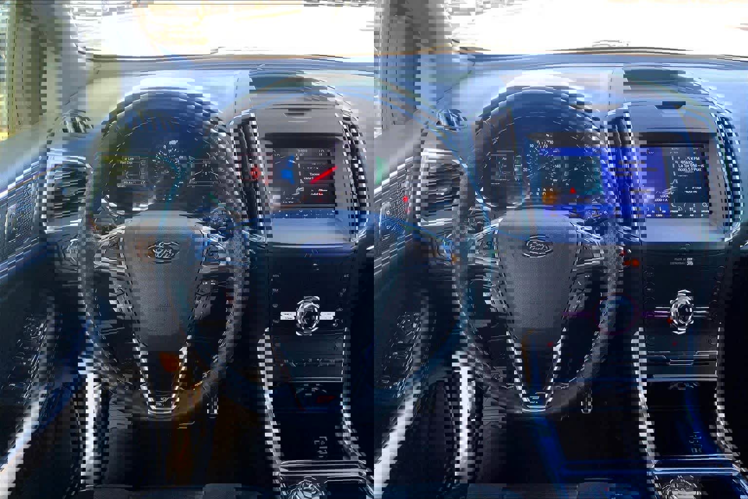 Certified 2020 Ford Edge ST image 7