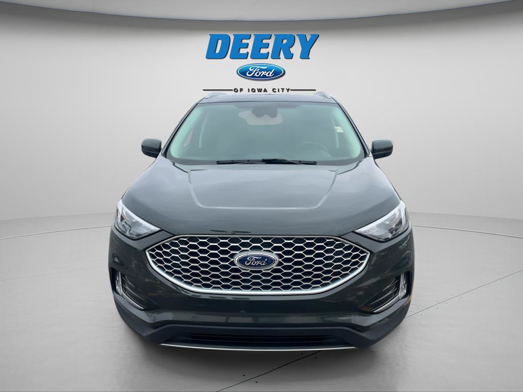 Certified 2024 Ford Edge SEL w/ Convenience Package AWD/4WD image 8