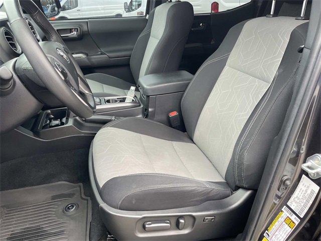 Used 2023 Toyota Tacoma 4x4 Double Cab image 23