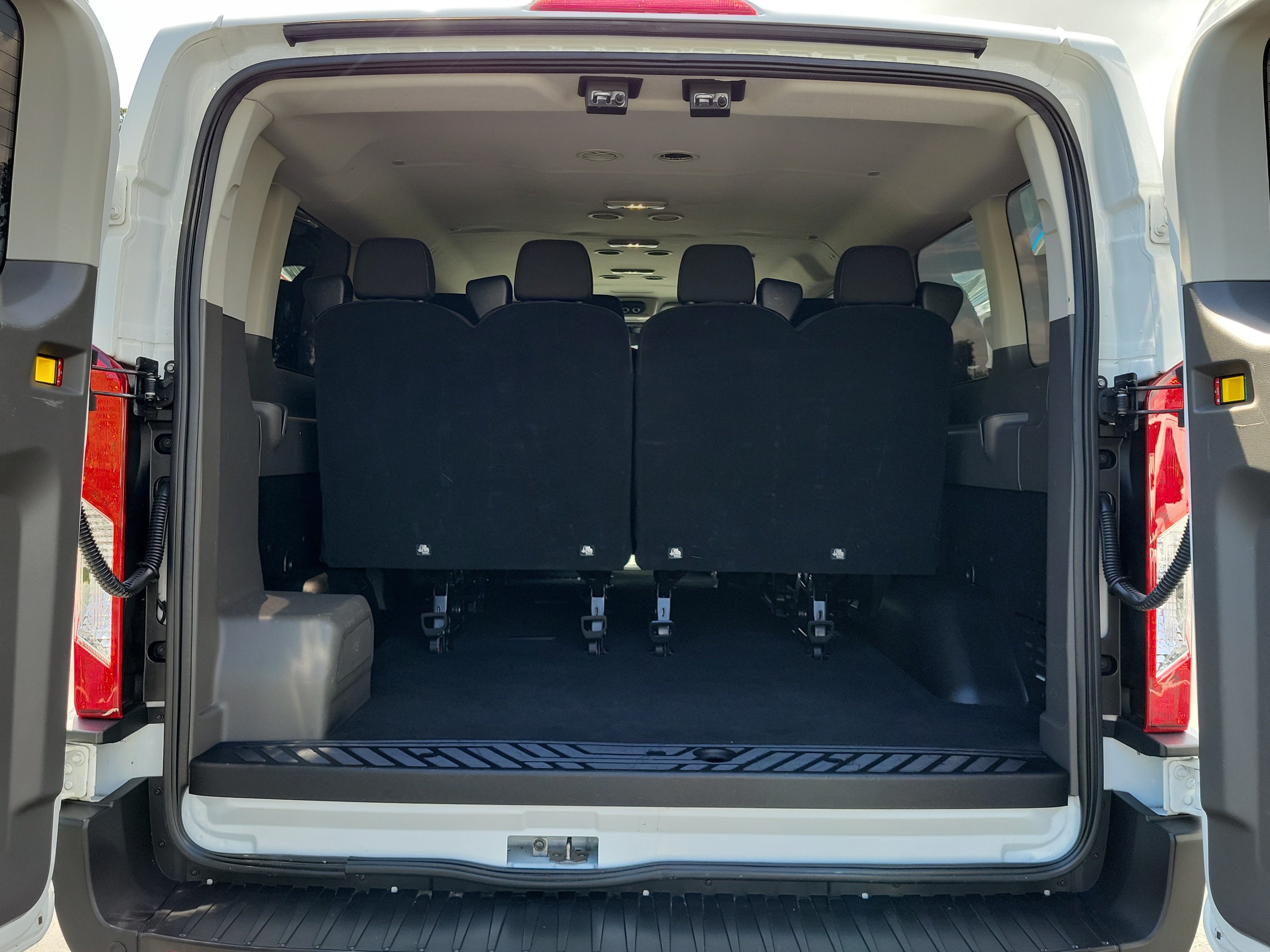 Certified 2023 Ford Transit 350 XLT RWD image 10