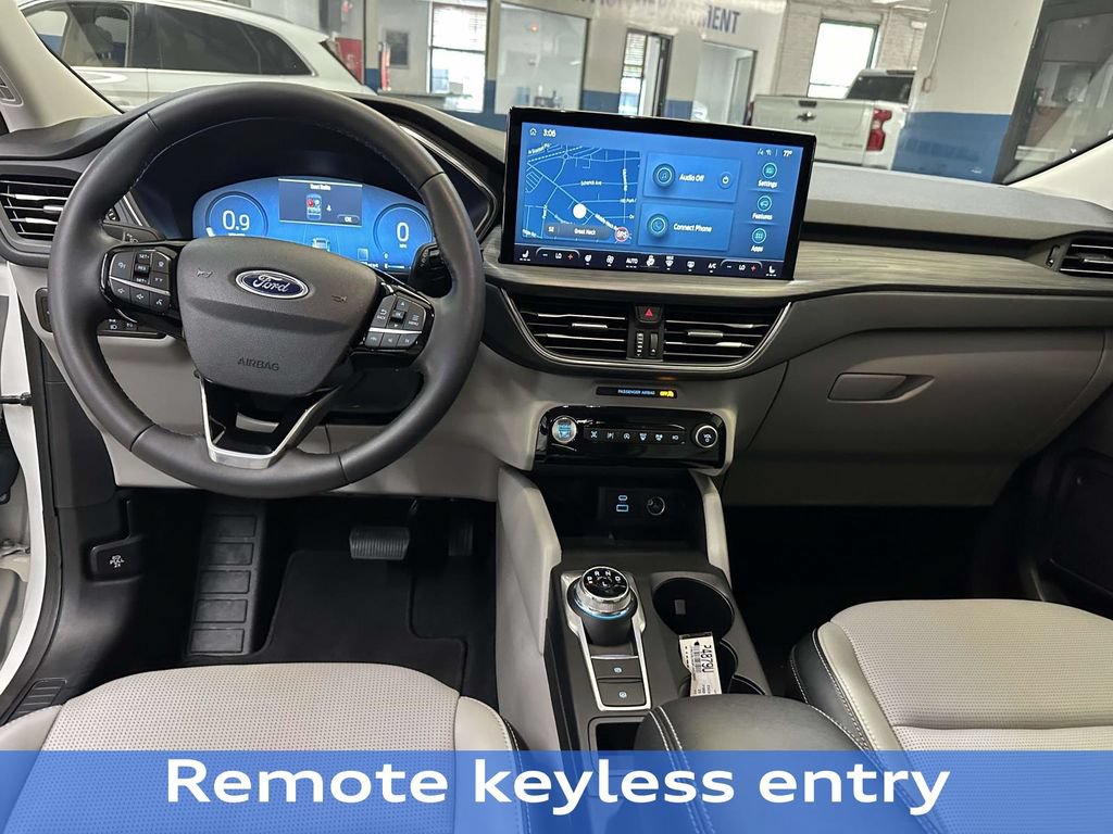 Certified 2023 Ford Escape Platinum AWD/4WD image 21