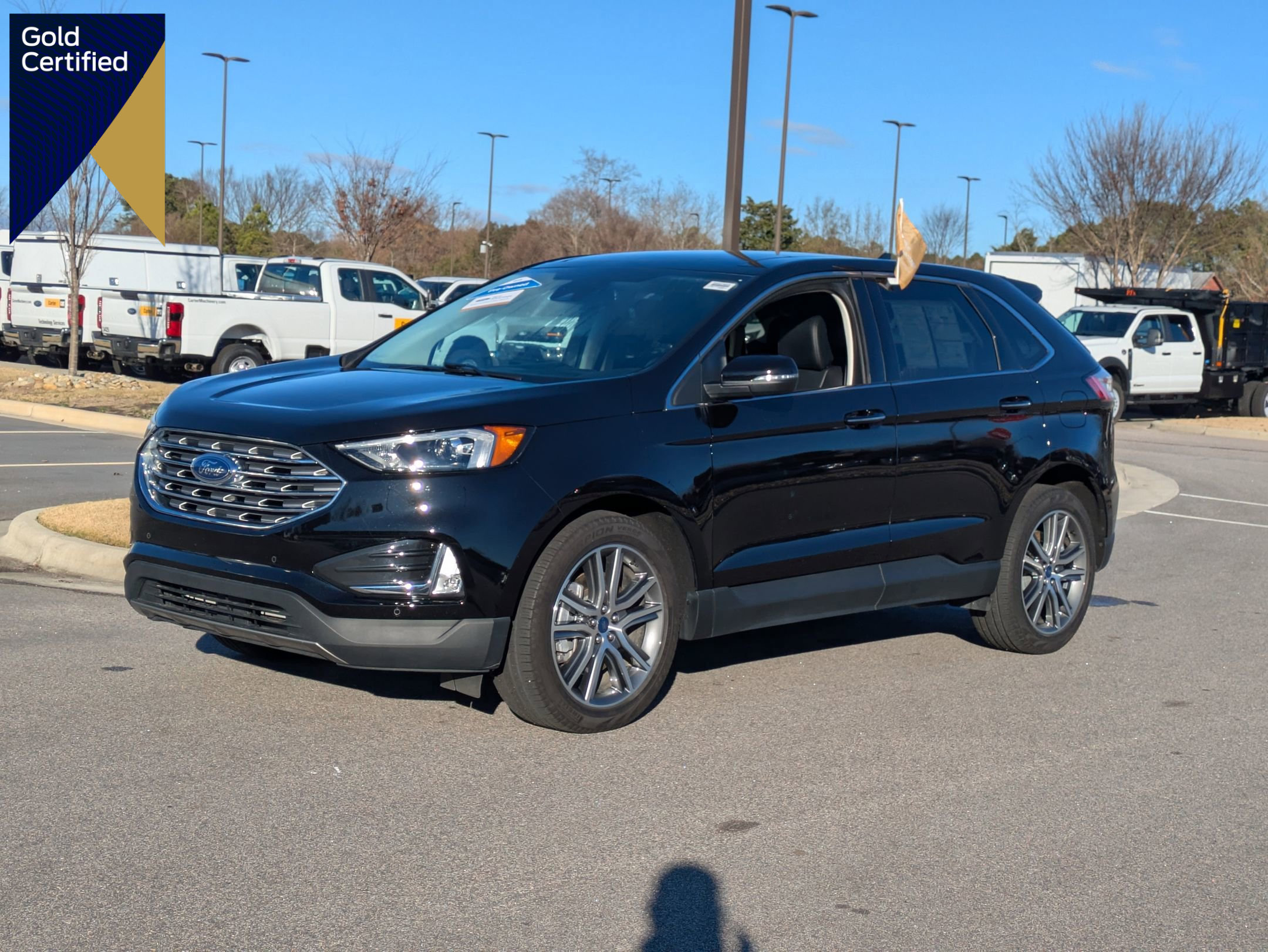 Certified 2022 Ford Edge Titanium w/ Class II Trailer Tow Package image 1