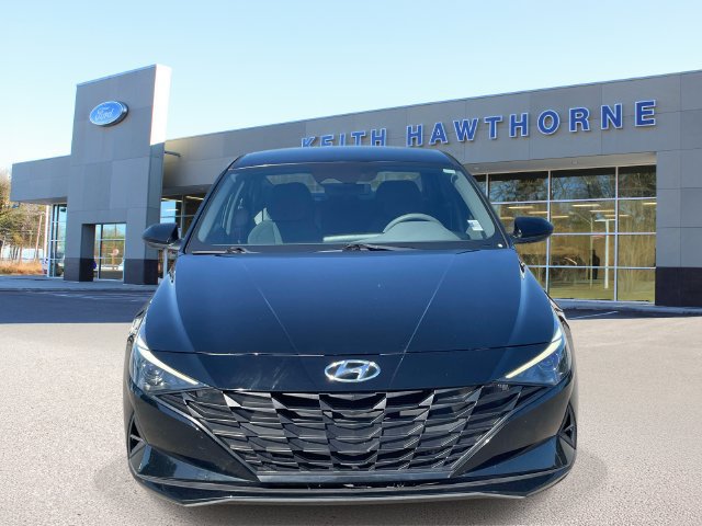 Used 2022 Hyundai Elantra Blue FWD image 2