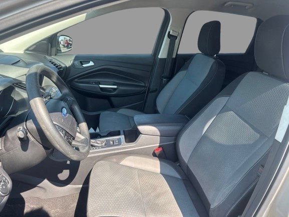 Certified 2018 Ford Escape SE w/ SE Sync 3 Package FWD image 10