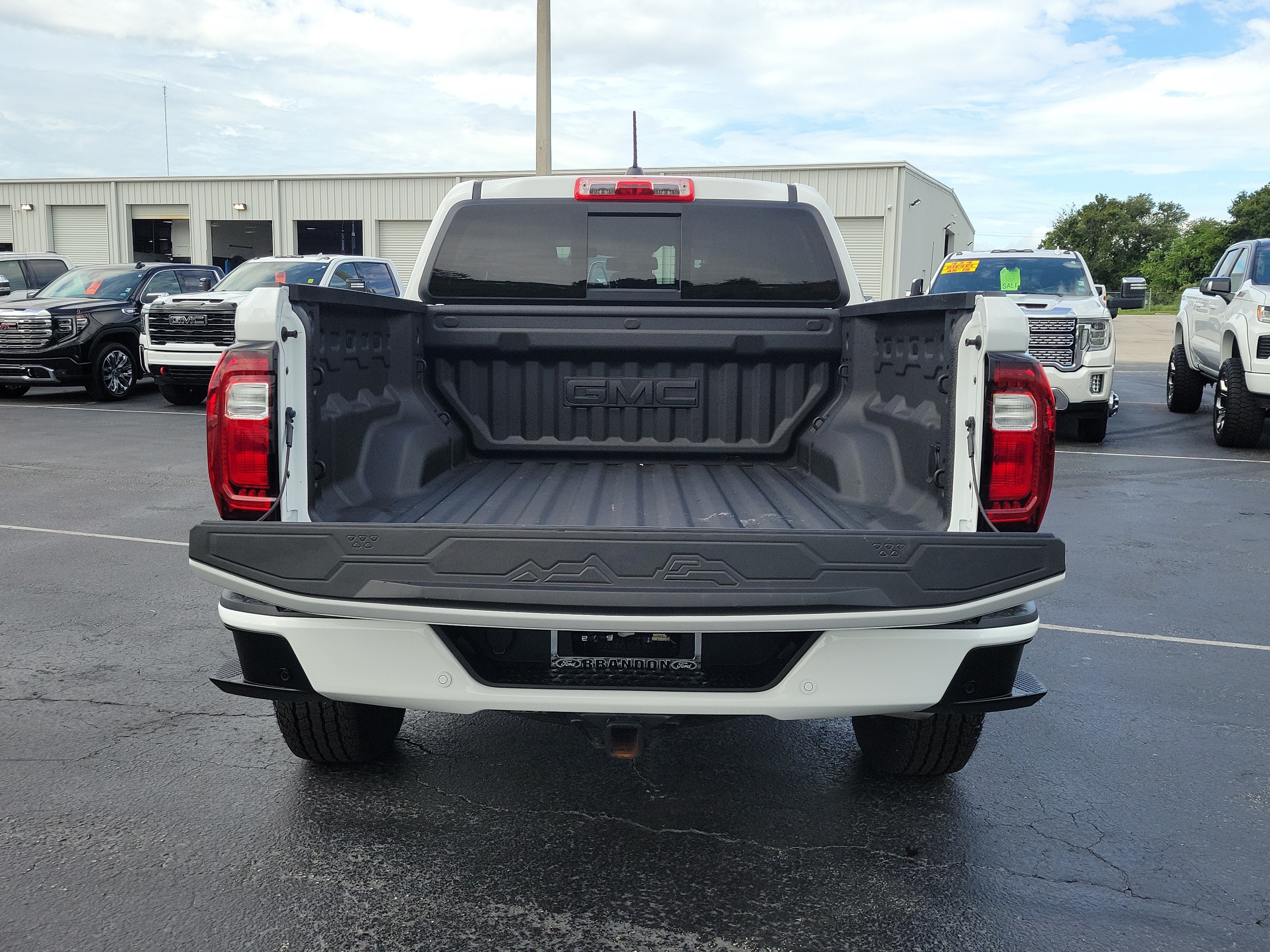 Used 2026 GMC Canyon AT4 AWD/4WD image 10