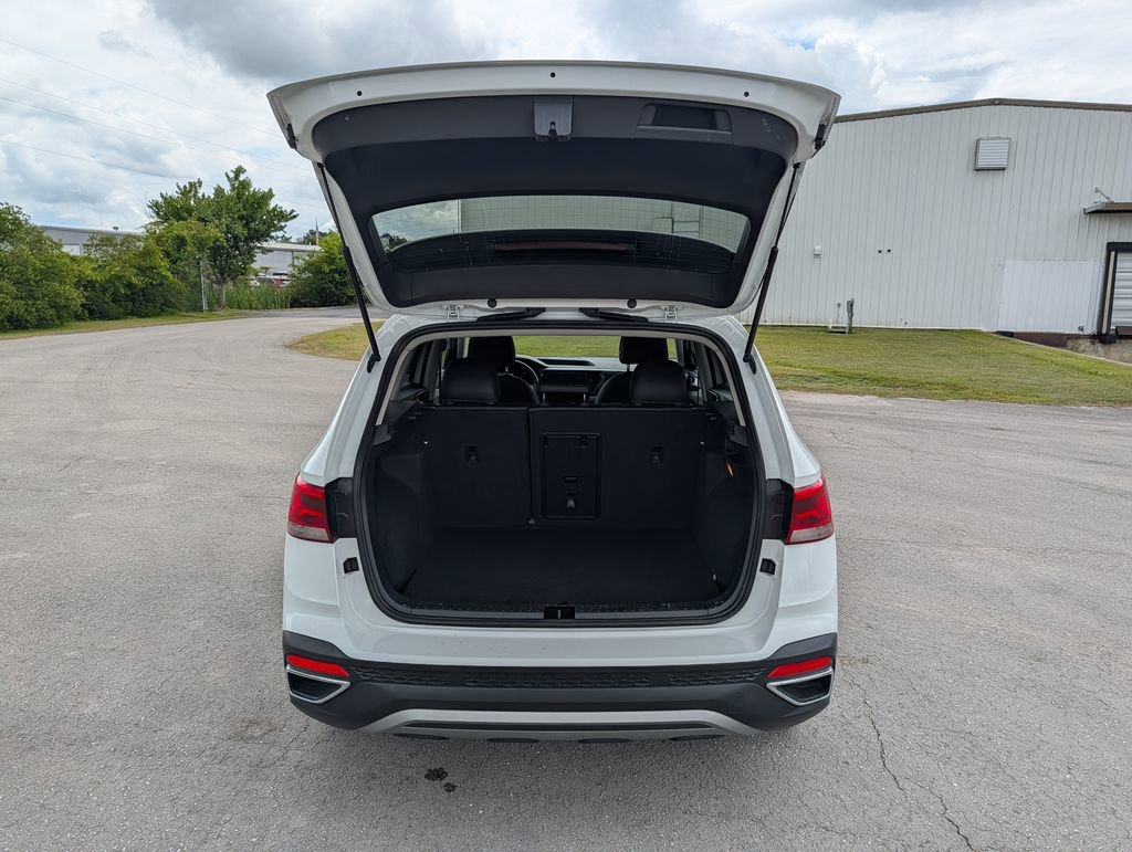 Used 2023 Volkswagen Taos SE AWD/4WD image 29