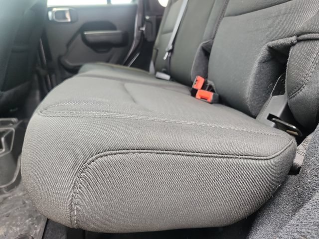 Used 2022 Jeep Wrangler Unlimited Sport AWD/4WD image 25