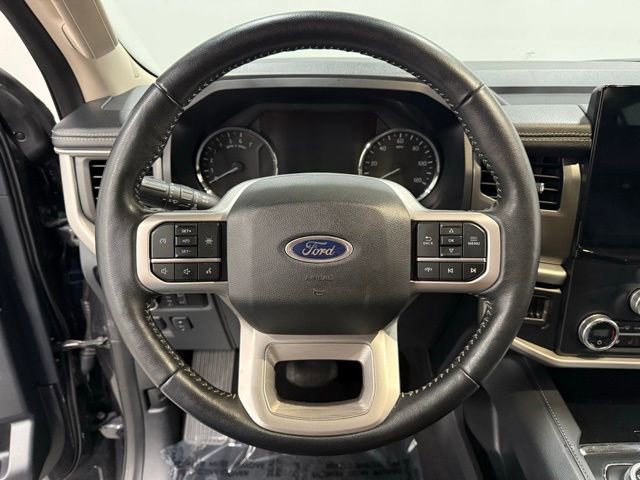 Certified 2024 Ford Expedition XLT image 21