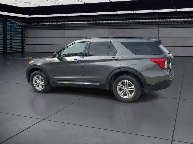 Certified 2023 Ford Explorer XLT w/ Class IV Trailer Tow Package AWD/4WD image 11