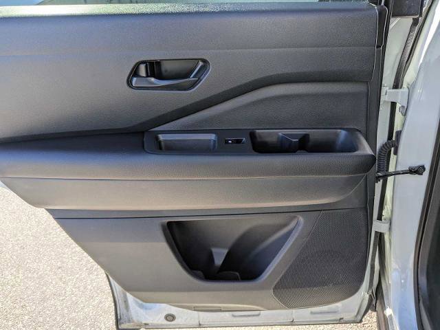 Used 2025 Nissan Pathfinder SV image 22