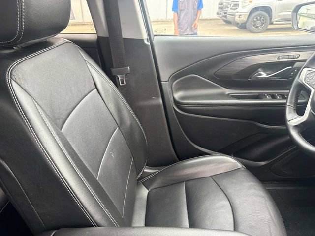 Used 2024 GMC Terrain SLT AWD/4WD image 17