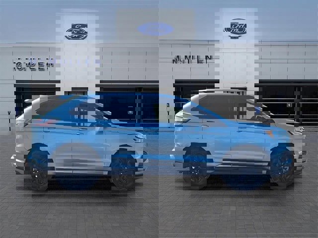 Certified 2024 Ford Edge SE w/ Black Appearance Package image 2