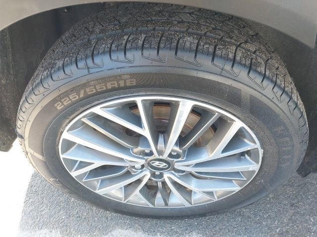 Used 2019 Hyundai Tucson SEL w/ Cargo Package image 12