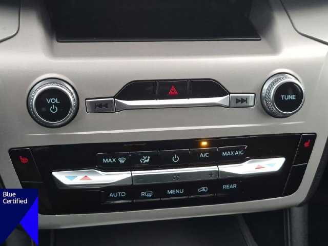 Certified 2023 Ford Explorer XLT RWD image 24