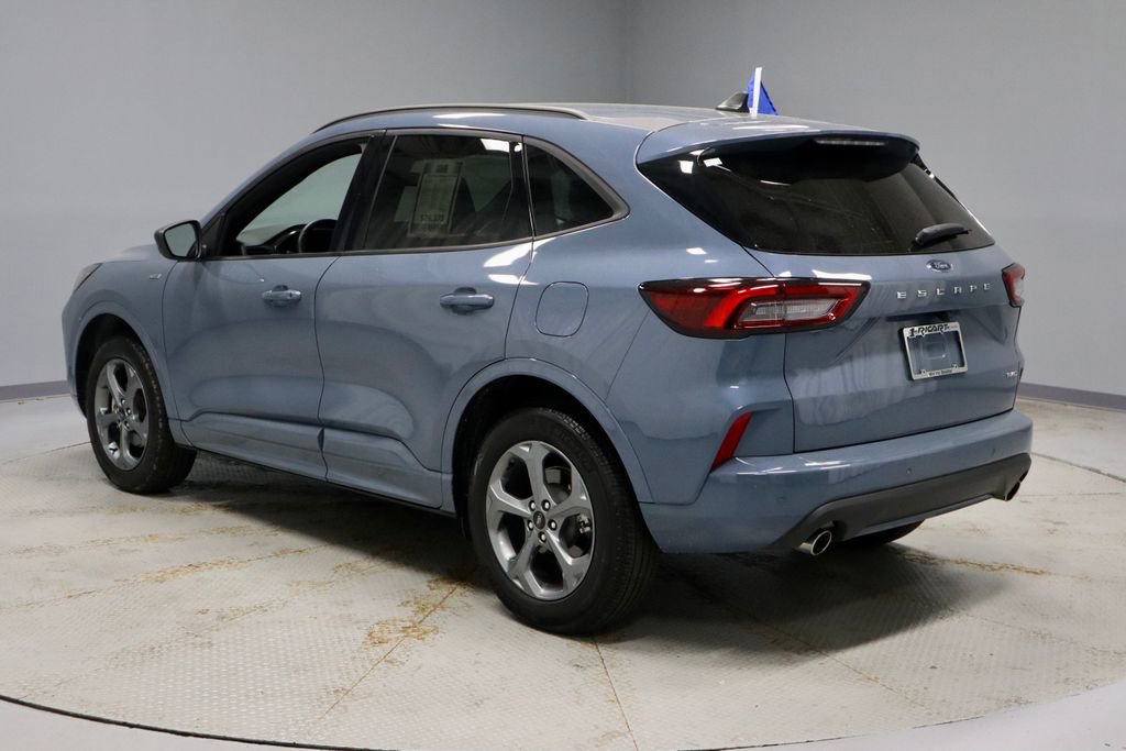 Certified 2024 Ford Escape ST-Line w/ Tech Pack #1 AWD/4WD image 10