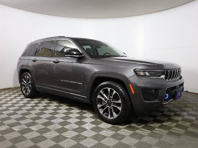 Used 2022 Jeep Grand Cherokee Overland w/ Advanced Protech Group III AWD/4WD image 4