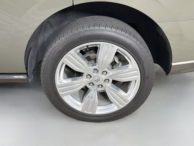 Certified 2024 Ford Expedition King Ranch RWD image 39
