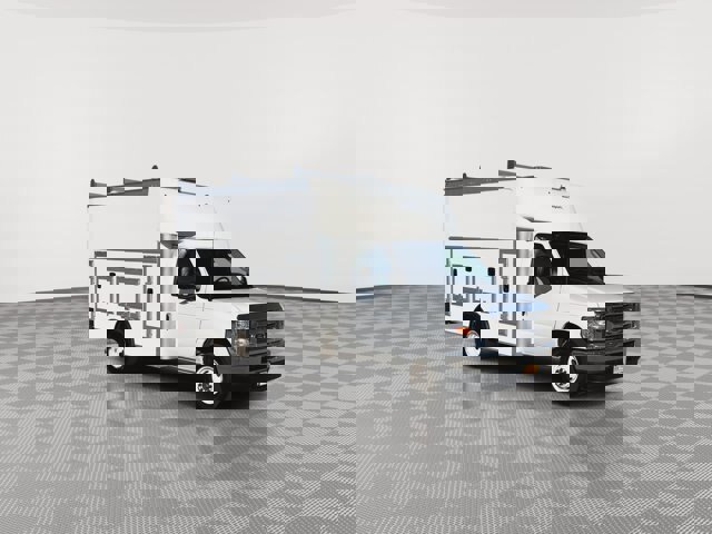 Certified 2024 Ford E-350 and Econoline 350 Super Duty w/ Power Windows & Locks Group image 8