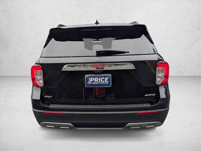 Certified 2023 Ford Explorer XLT w/ Equipment Group 202A image 28
